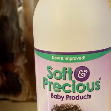 Soft & Precious detangling moisturiser baby products with olive oil and lavender.