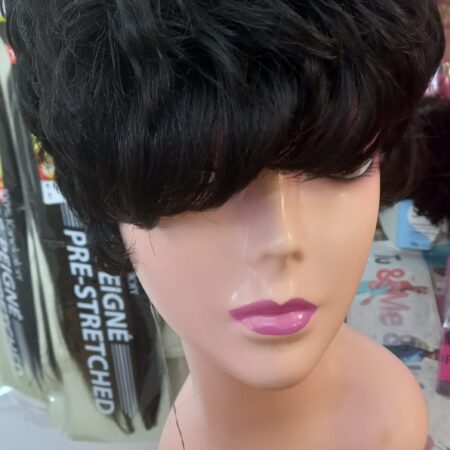 Halle Berry synthetic  wig.