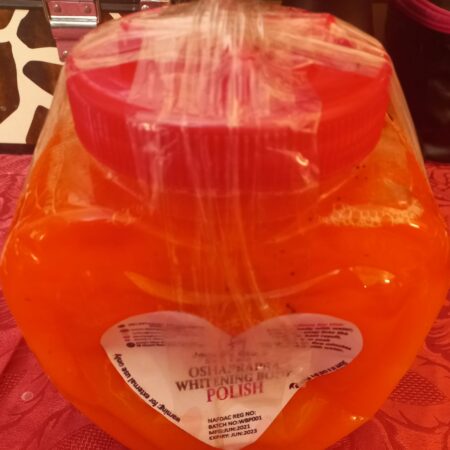 Whitening body polish with natural ingredients ,exfoliates,brightens the skin and reduce stretch marks 5 litre .