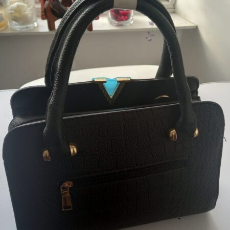 Black sturdy and stylish handbag trend V